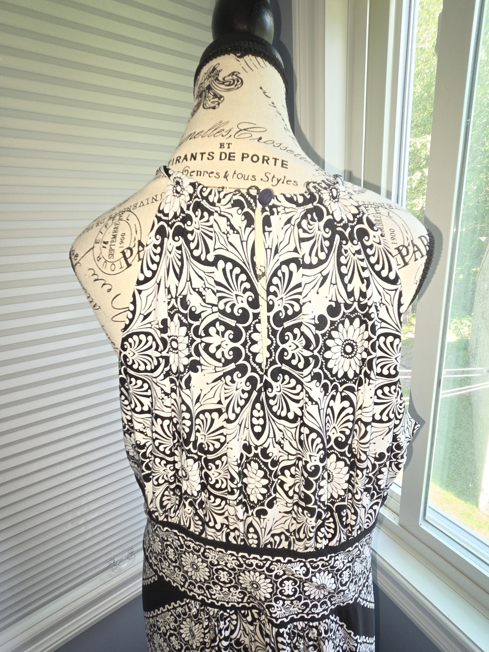 White House Black Market Black and White Paisley Halter Maxi Dress - Picture 3 of 5